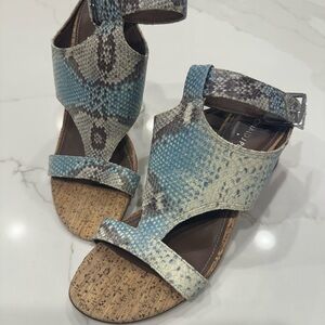 Vero Cuoio- Donald J Pliner, Light Blue Snake Print Dress Sandals, Size 8